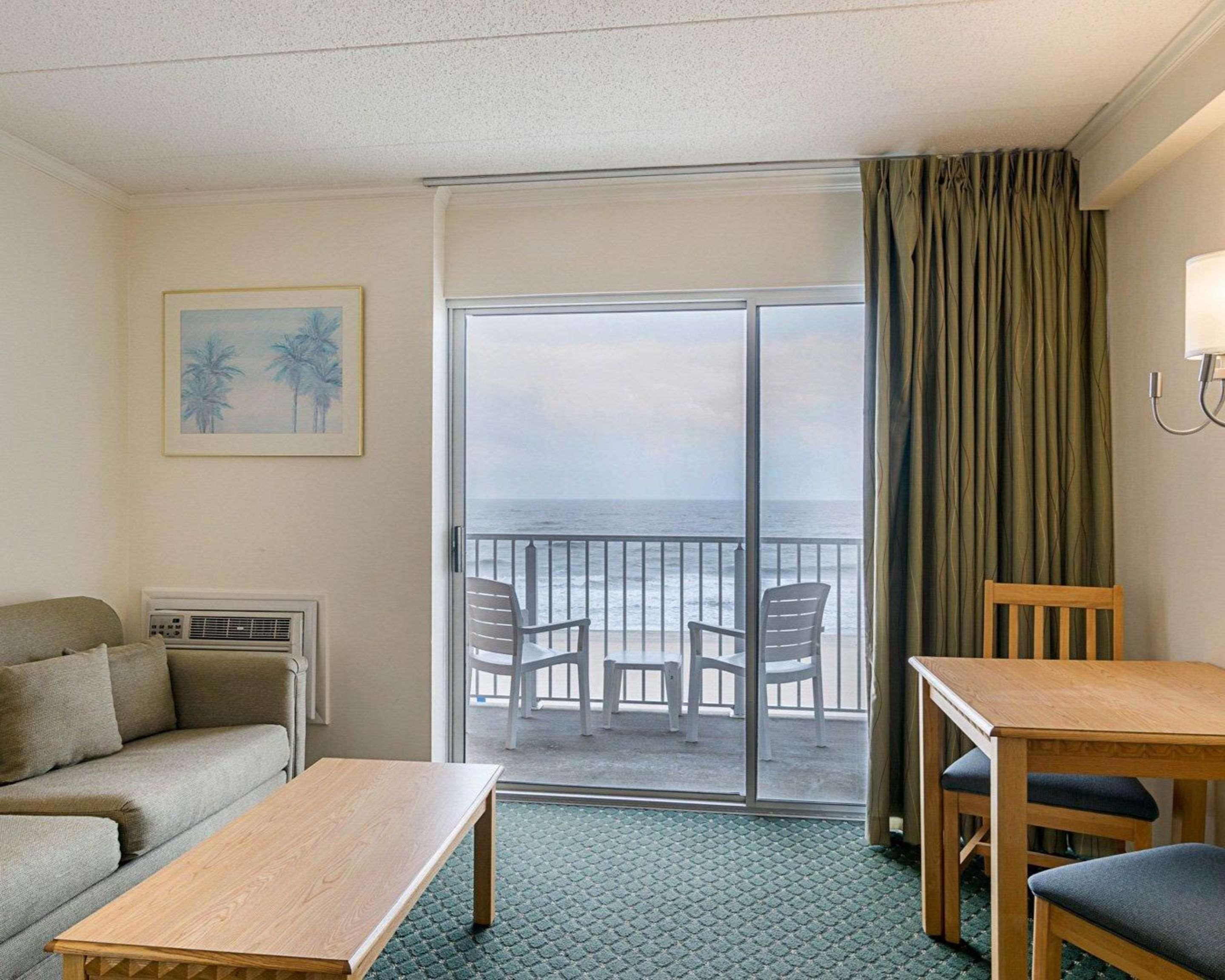 Quality Inn Ocean City Beachfront Exterior photo