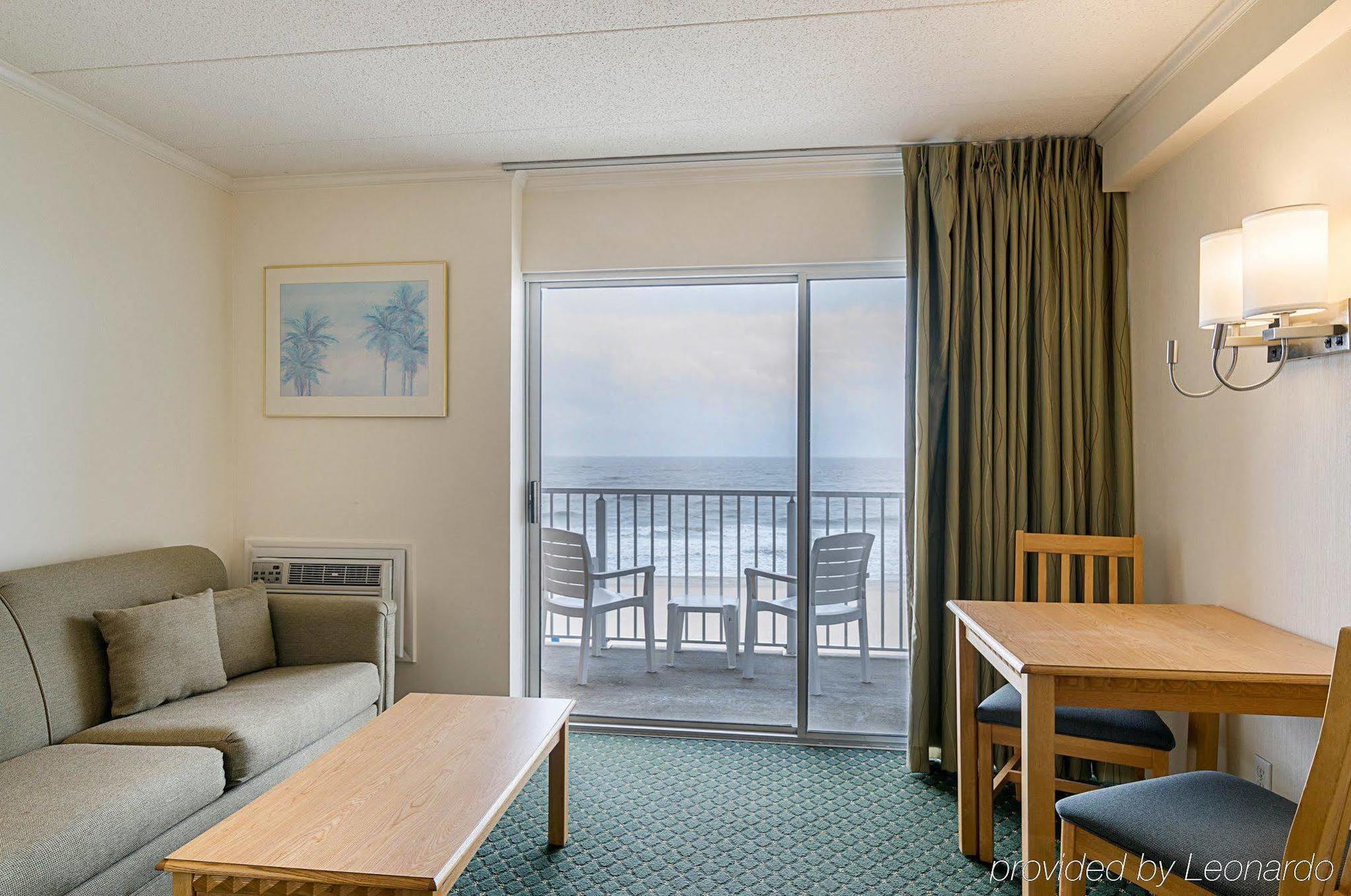 Quality Inn Ocean City Beachfront Exterior photo